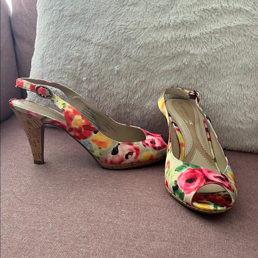 Naturalizer Floral Slingback Heels